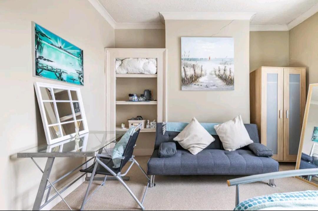 The Mews - Less Than 1Km To City Centre - Stadium - Castle - 10 Min Walk Cardiff Exterior foto